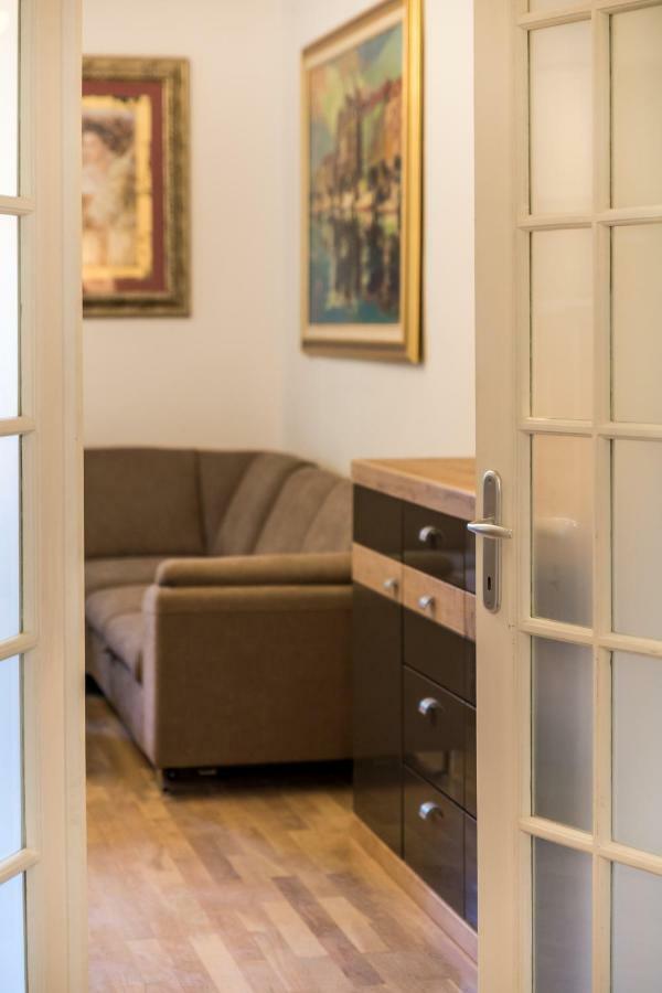 Apartman Villa Carolina Rijeka Exteriér fotografie