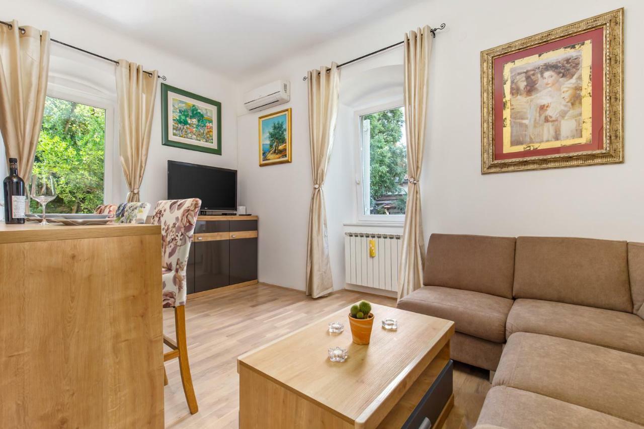 Apartman Villa Carolina Rijeka Exteriér fotografie