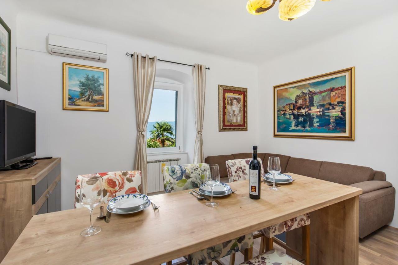 Apartman Villa Carolina Rijeka Exteriér fotografie